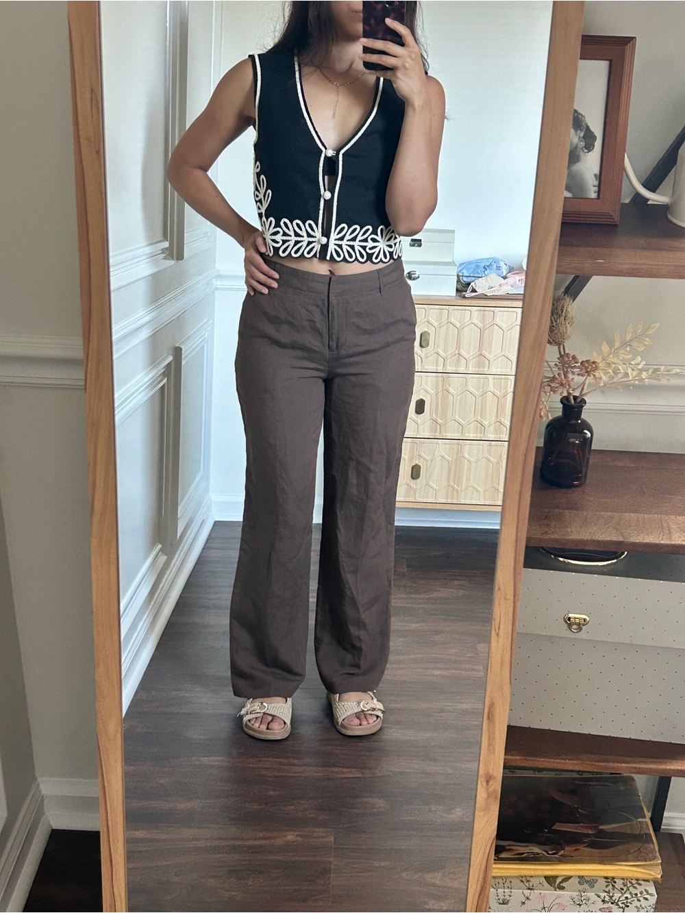 East 5th Women’s High-Rise Wide-Leg Pants in Brown